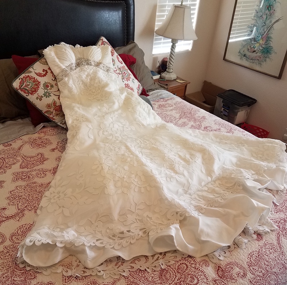 Tony Bowls Bridal MON CHERI - Wedding Dress - Picture 2 of 7